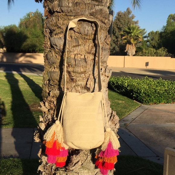 Mochilas 100% handmade- Colombian Wayuu Tribe Bags - Picture 2 of 3